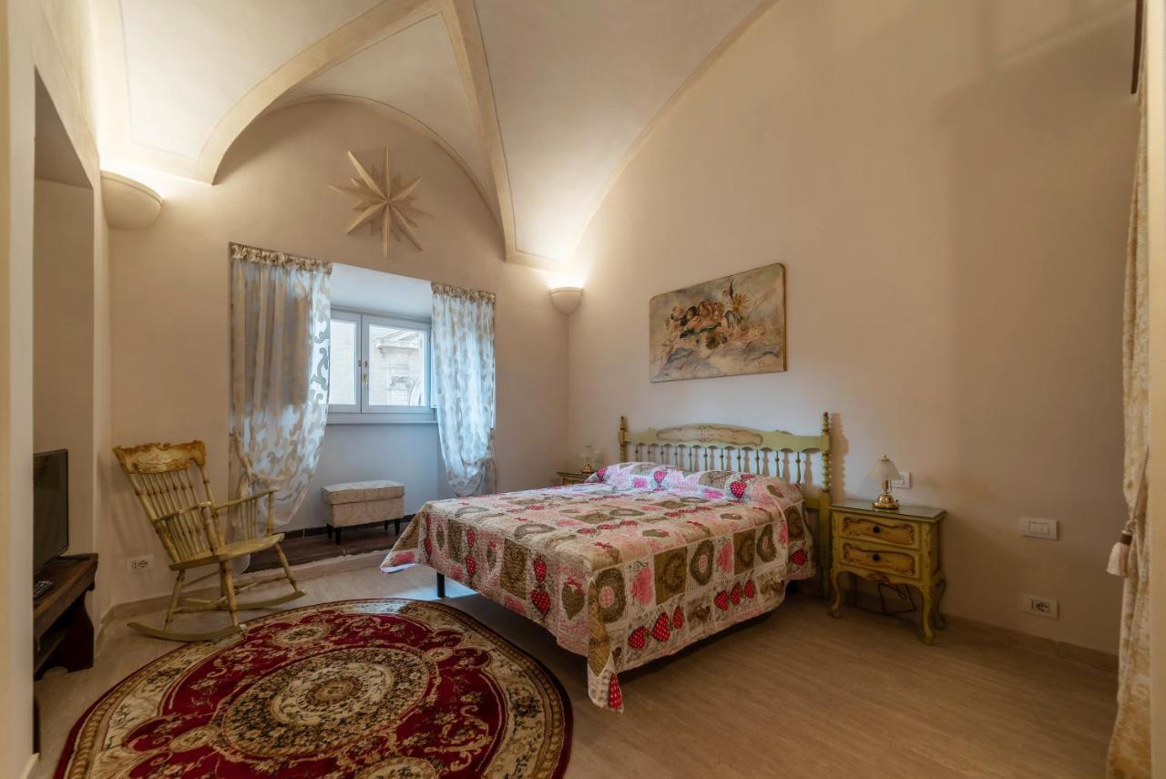 Palazzo Altieri Elegant Apartment روما المظهر الخارجي الصورة