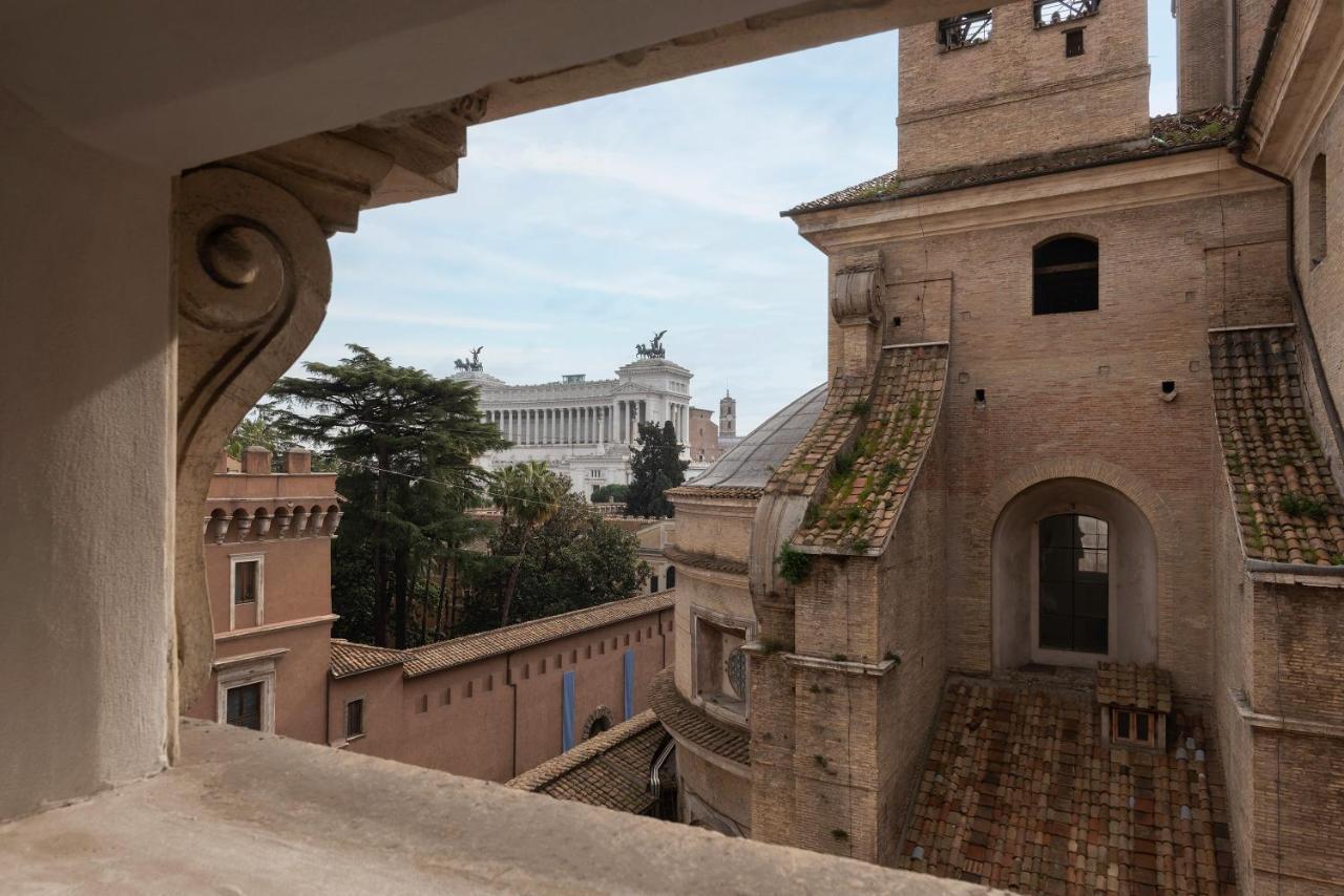 Palazzo Altieri Elegant Apartment روما المظهر الخارجي الصورة
